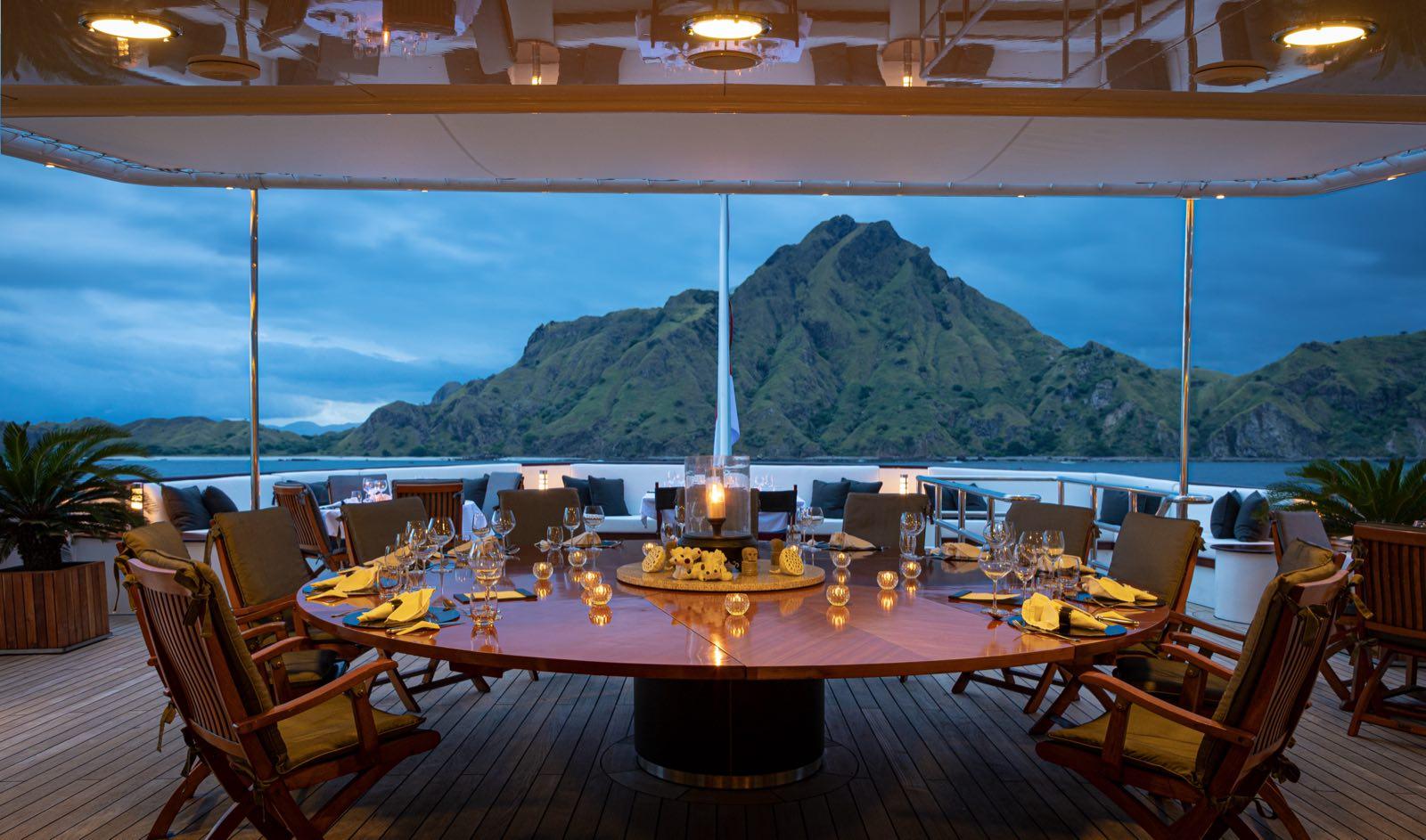 Dining on Board