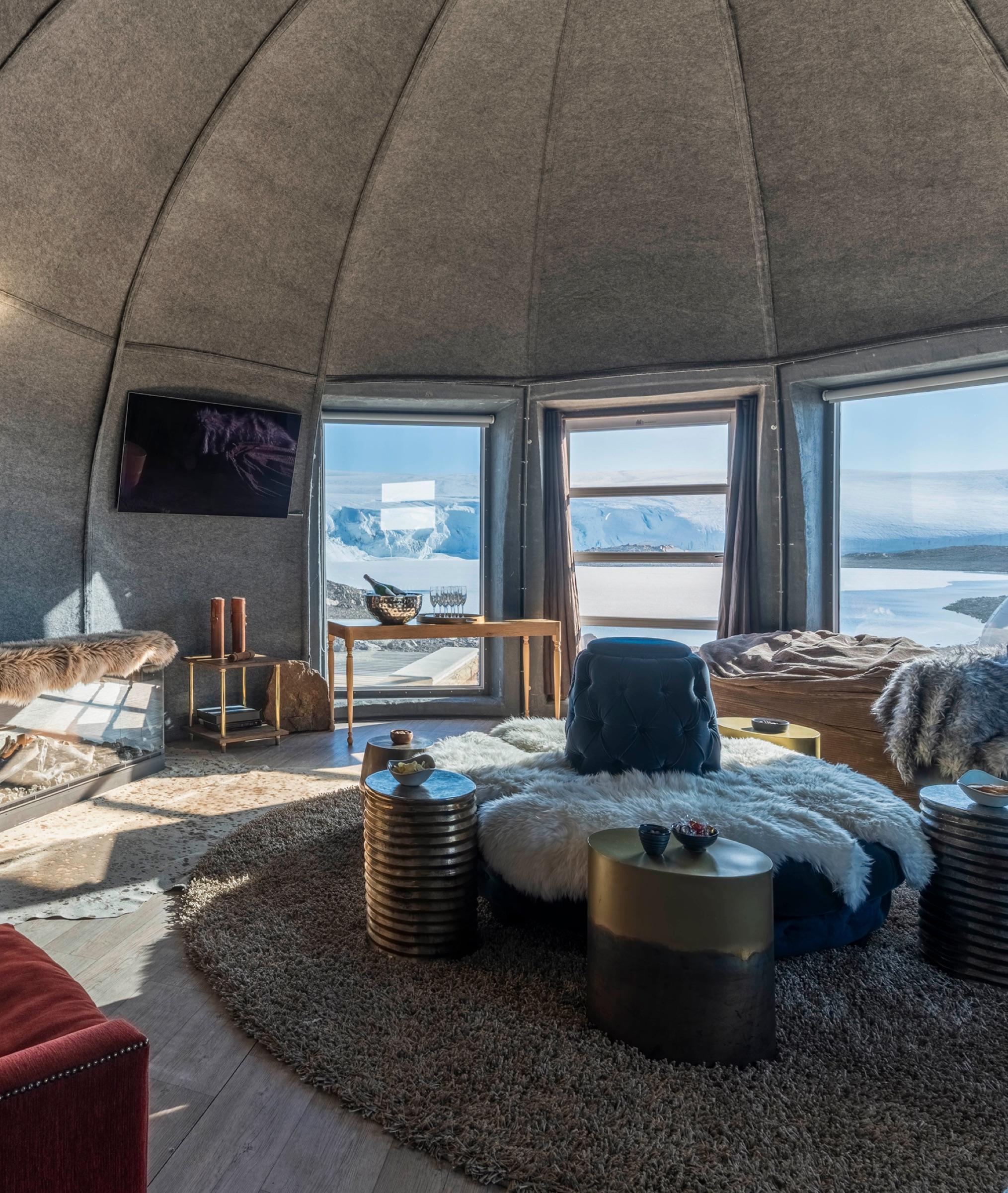 The Compass Lounge