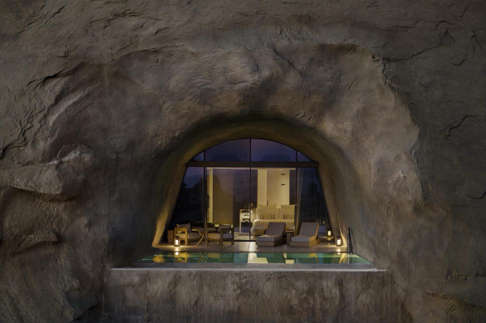 Mountain Cave Suite