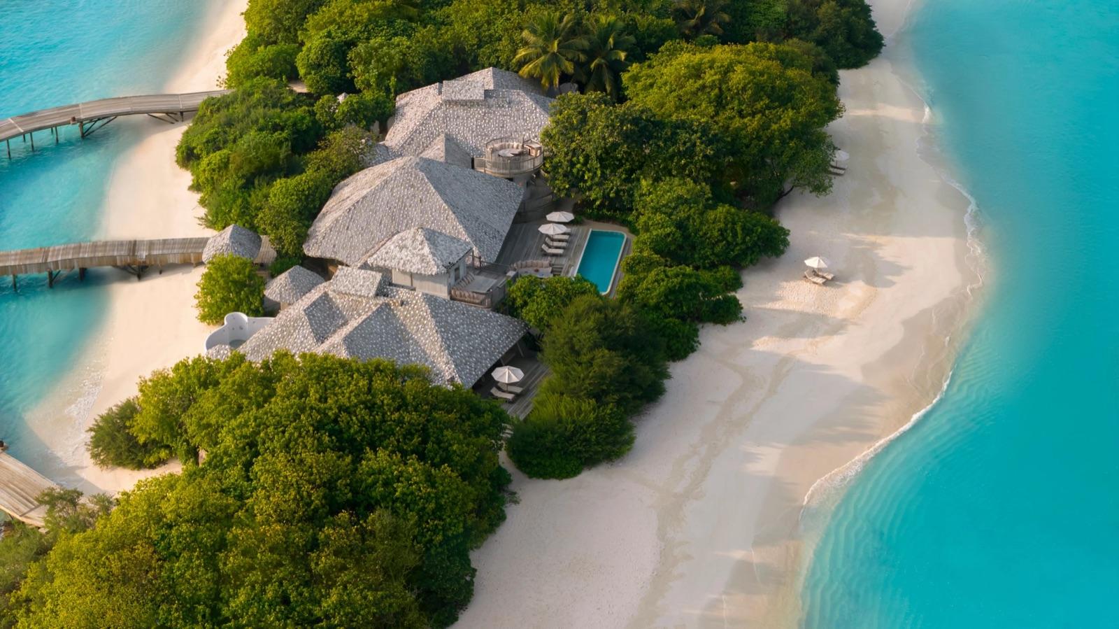 The Island Reserved for One Story — 13