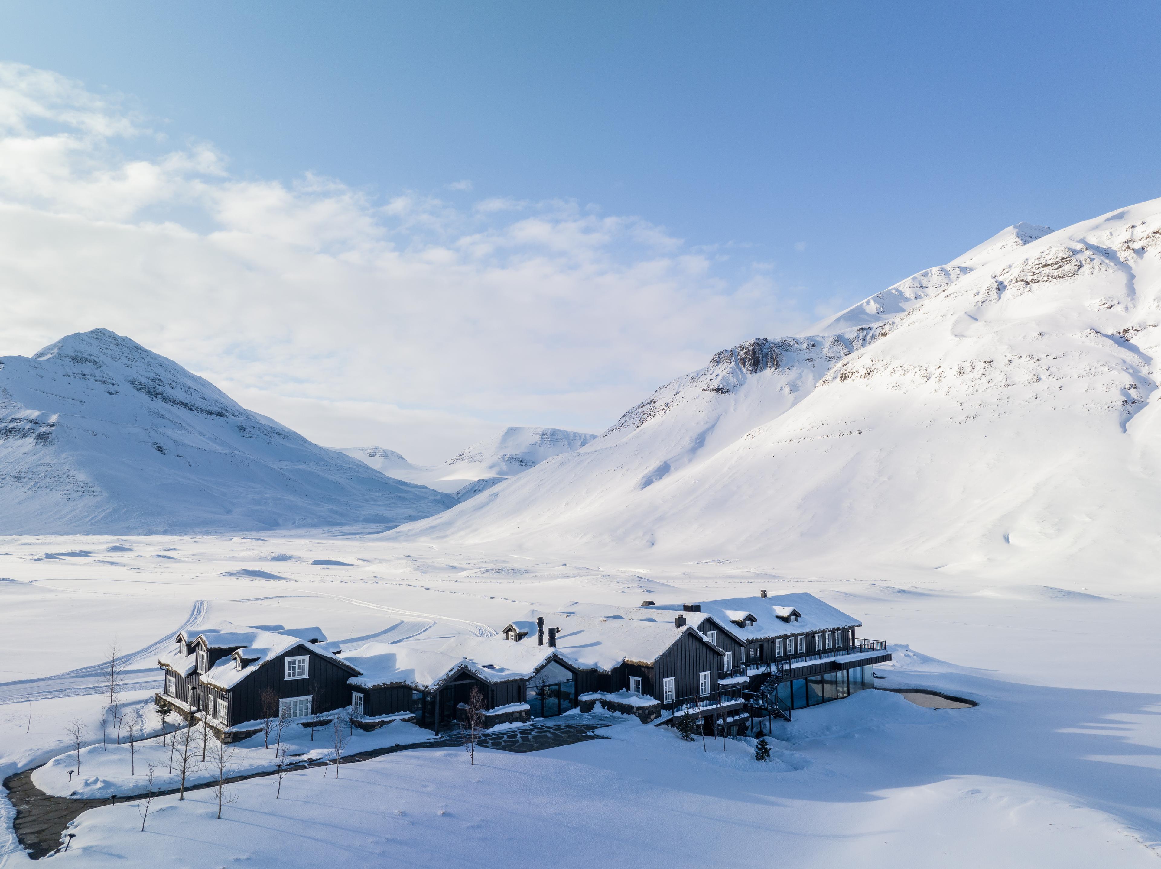 A Private Heli-Ski Lodge Buyout in Iceland — interior